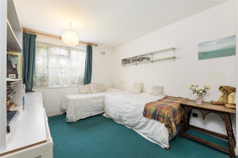 Buttermere Drive, London, SW15