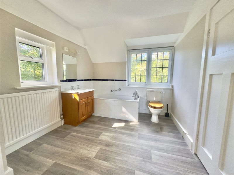 Manor Road, Milford On Sea, Lymington, Hampshire, SO41