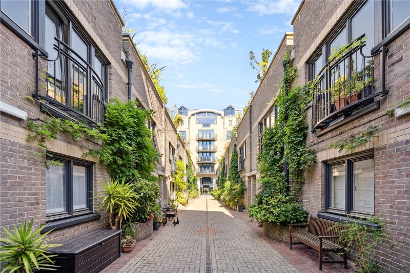 Kensington Gardens Square, London, W2