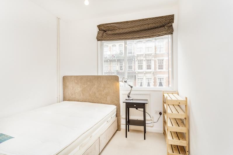 Southampton Row, London, WC1B