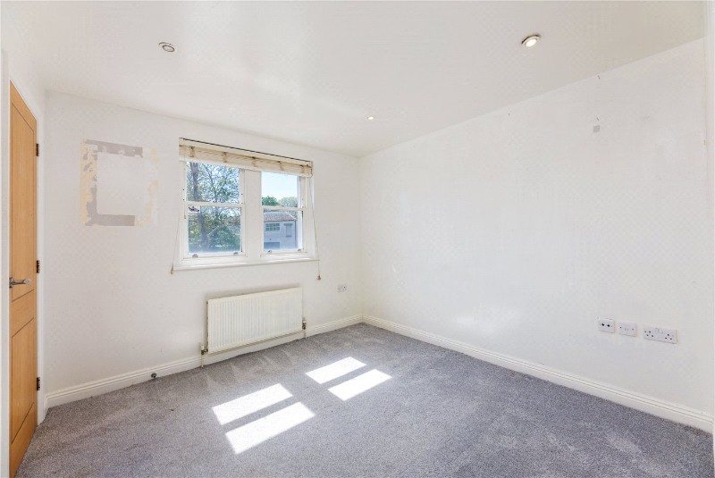 Worton Road, Isleworth, TW7