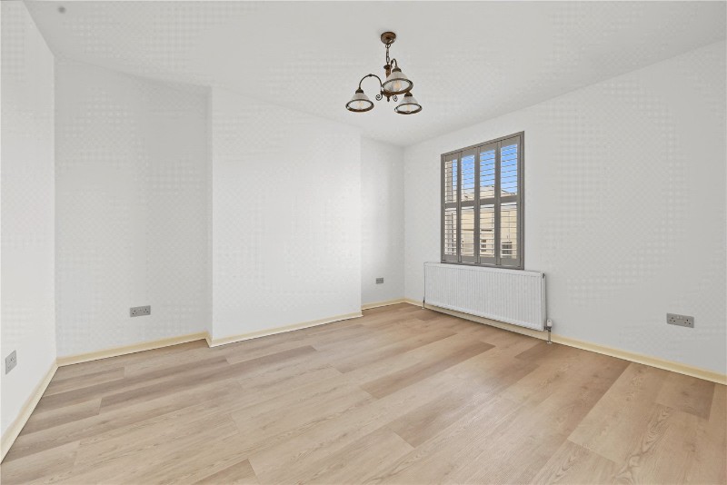 Kilburn Lane, London, W10