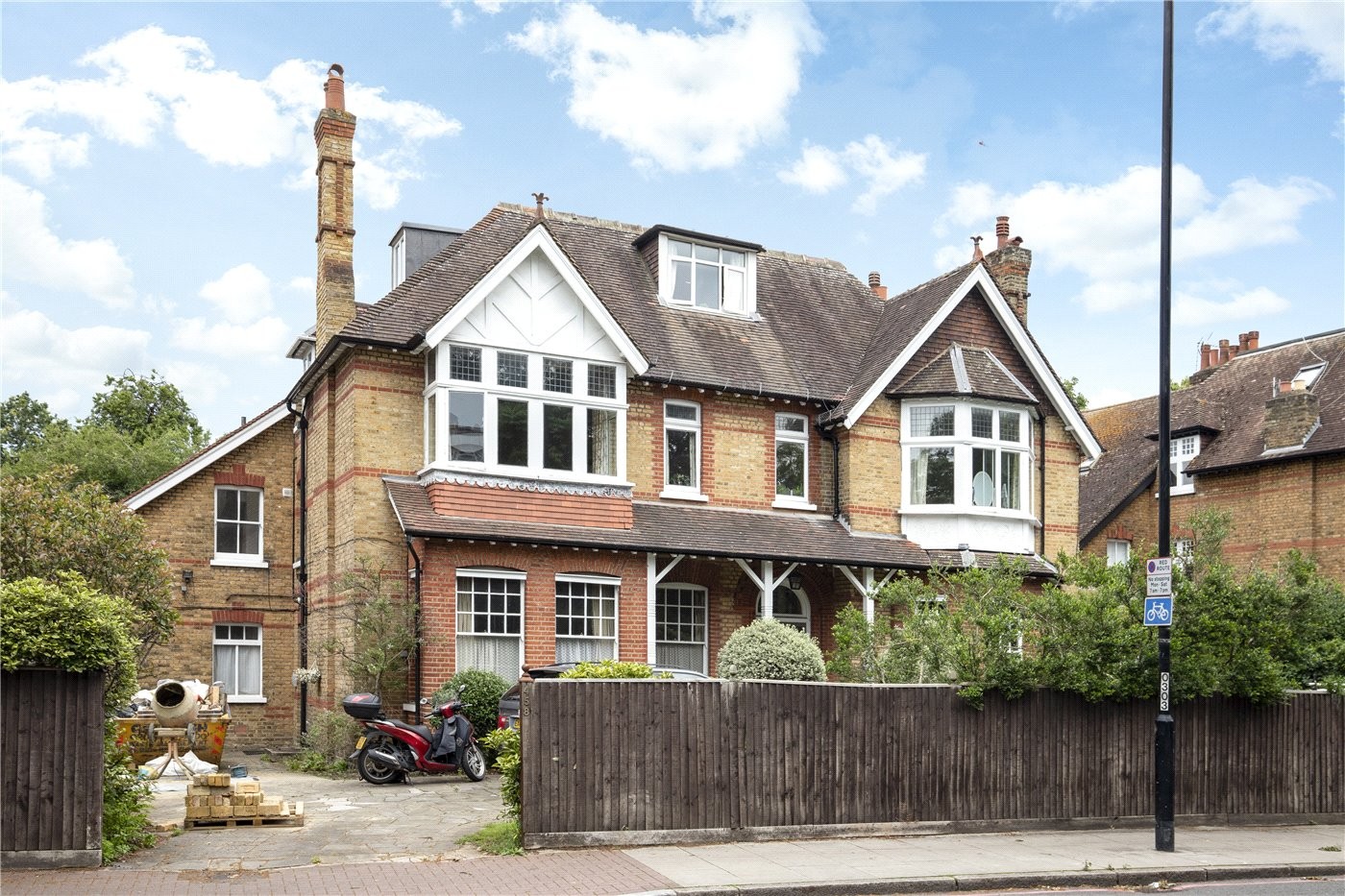 6 bedroom property for sale in Upper Richmond Road, Putney, London