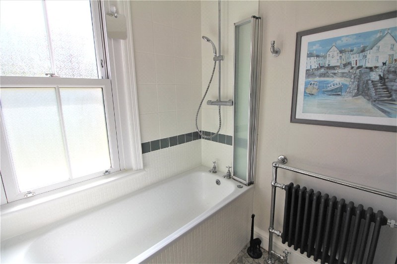 Hales Road, Cheltenham, GL52