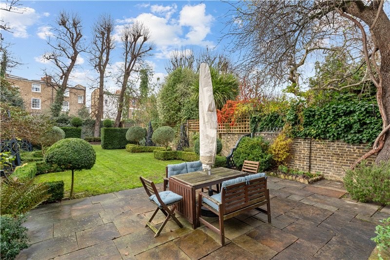 Stockwell Park Road, London, SW9