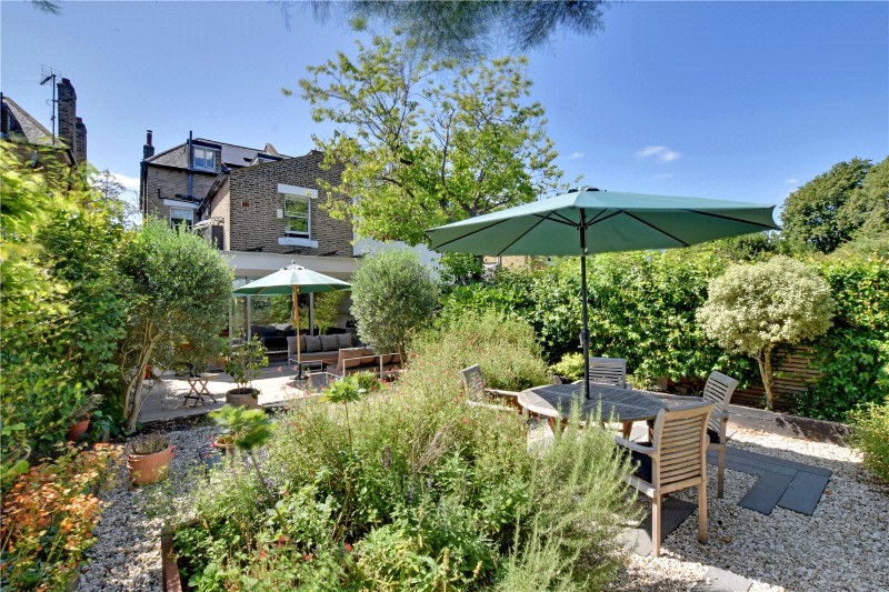 Cambridge Drive, Lee, London, SE12