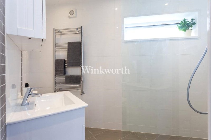 Riverway, London, N13