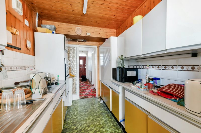 Aviemore Way, Beckenham, BR3
