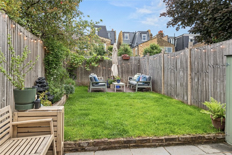 Trevelyan Road, London, SW17