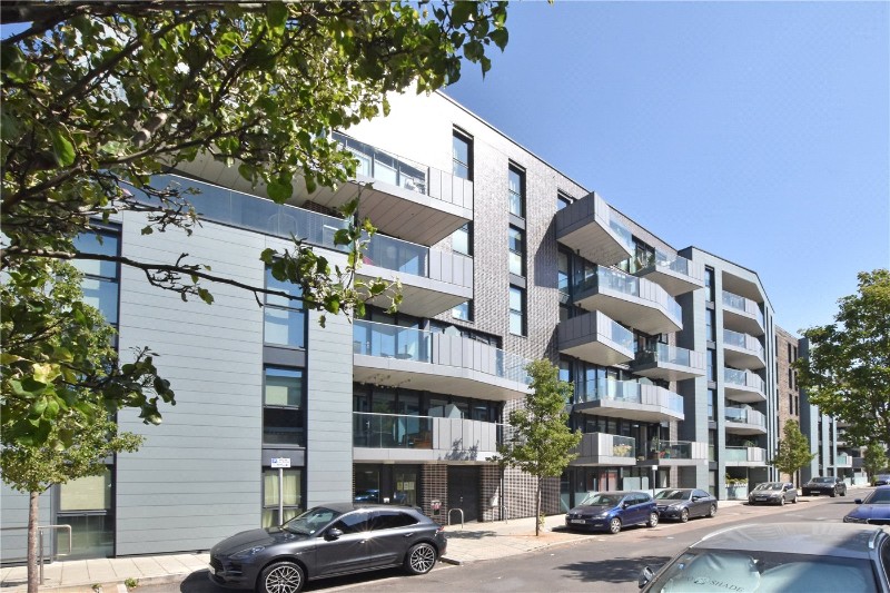 14 Hawthorne Crescent, Greenwich, London, SE10