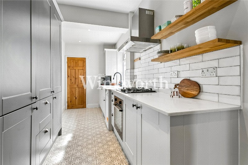 Russell Avenue, London, United Kingdom, N22