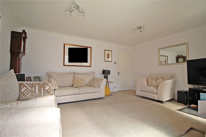 Woburn Close, Market Deeping, Peterborough, Lincolnshire, PE6