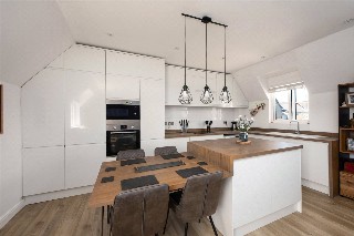 Gravelly Field, Ashford, Kent, TN23