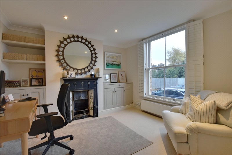 Lizban Street, Blackheath, London, SE3