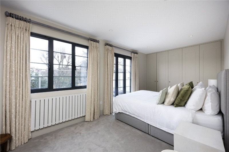 Granard Avenue, London, SW15