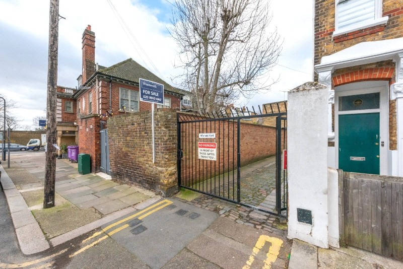 Warfield Road, London, NW10