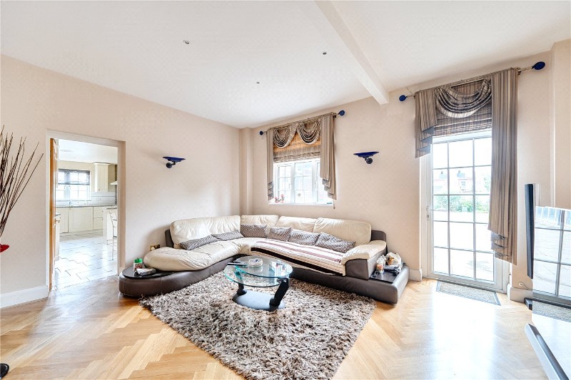 Haslemere Gardens, Finchley, London, N3