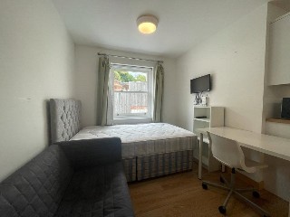 Cowley Bridge Road, Exeter, Devon, EX4