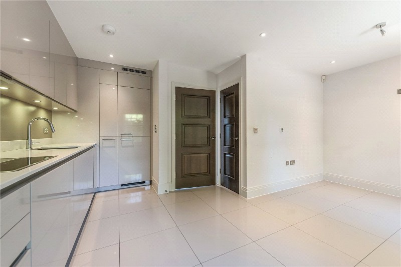 Elizabeth Place, Winchester, Hampshire, SO22