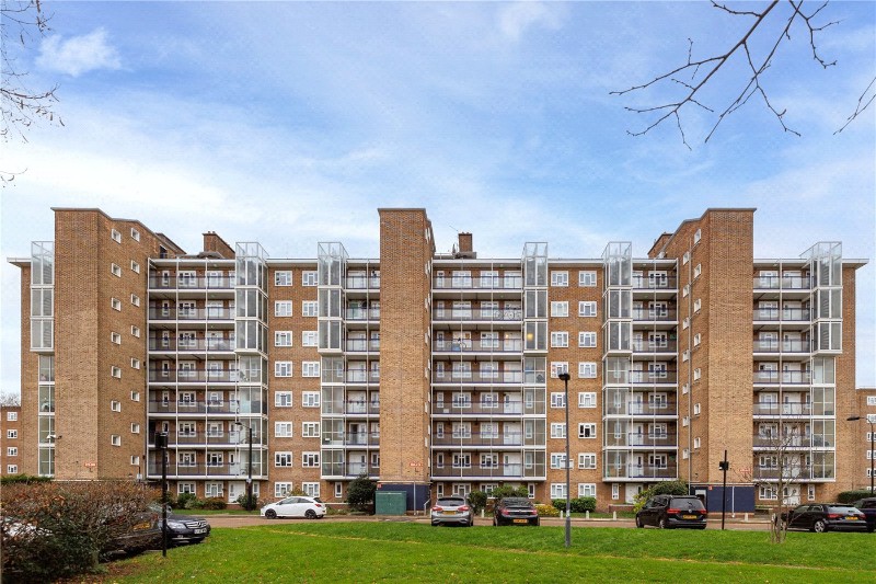 Broomhouse Lane, London, SW6