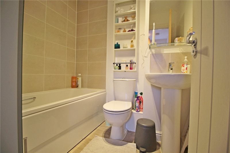 Harrier Way, Market Deeping, Peterborough, Lincolnshire, PE6