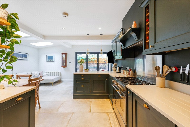 Brassey Square, London, SW11