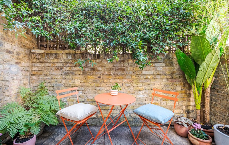 Charlwood Street, London, SW1V