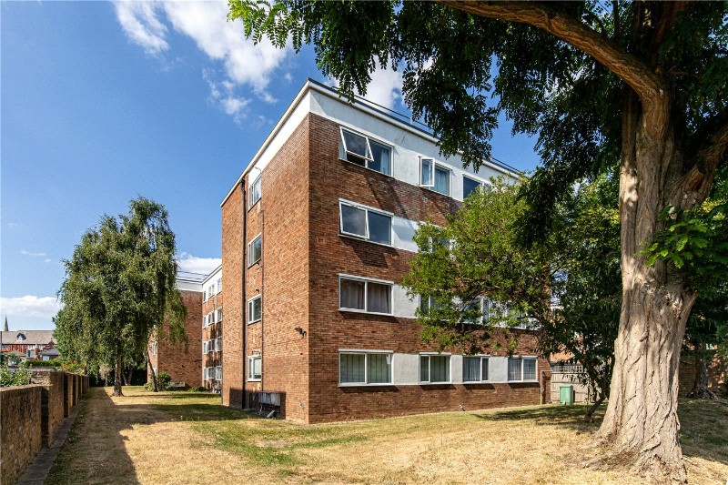 Balmain Close, London, W5