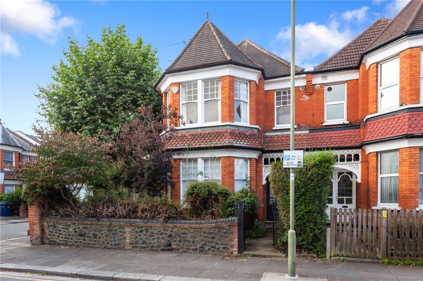 1 bedroom property for sale in Princes Avenue, Finchley, London, N3