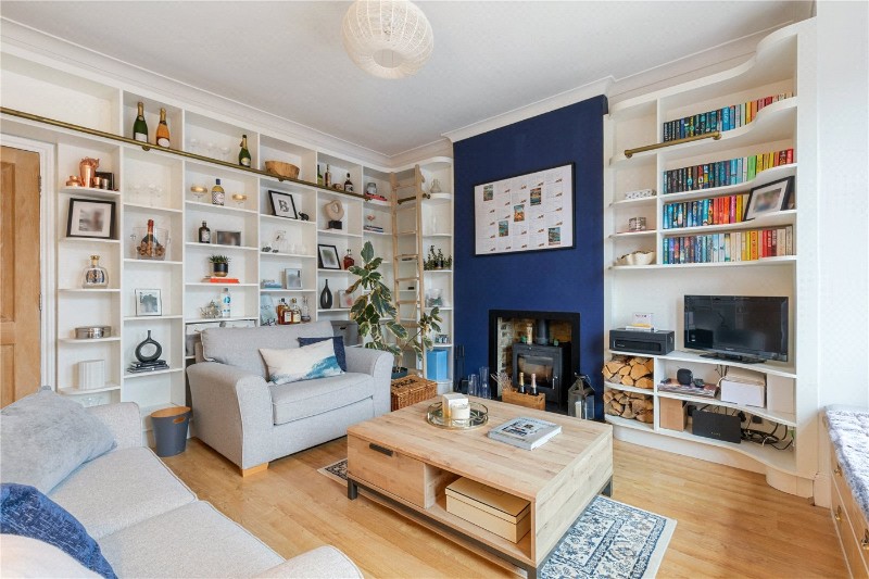 Fieldhouse Road, London, SW12