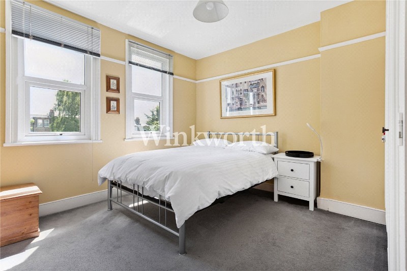 Lakeside Road, London, N13