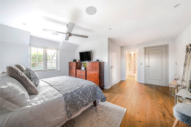 Sunnydell Lane, Farnham, Surrey, GU10