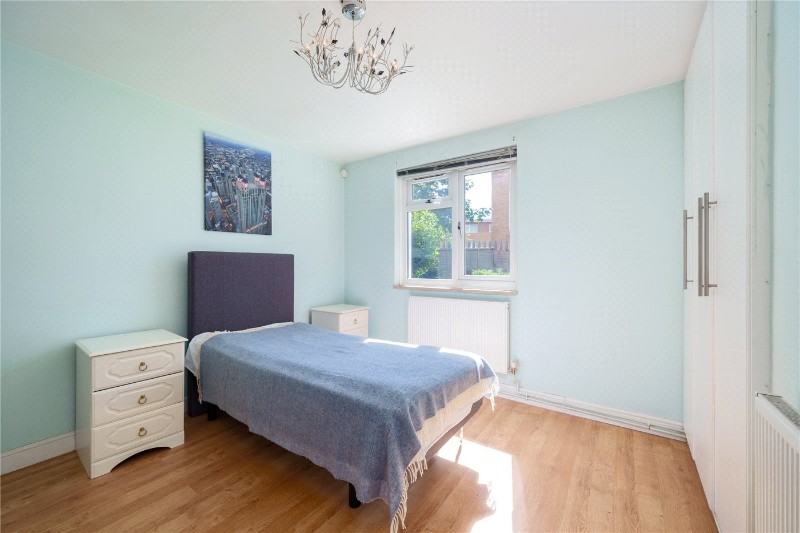 St. Thomas Road, London, W4