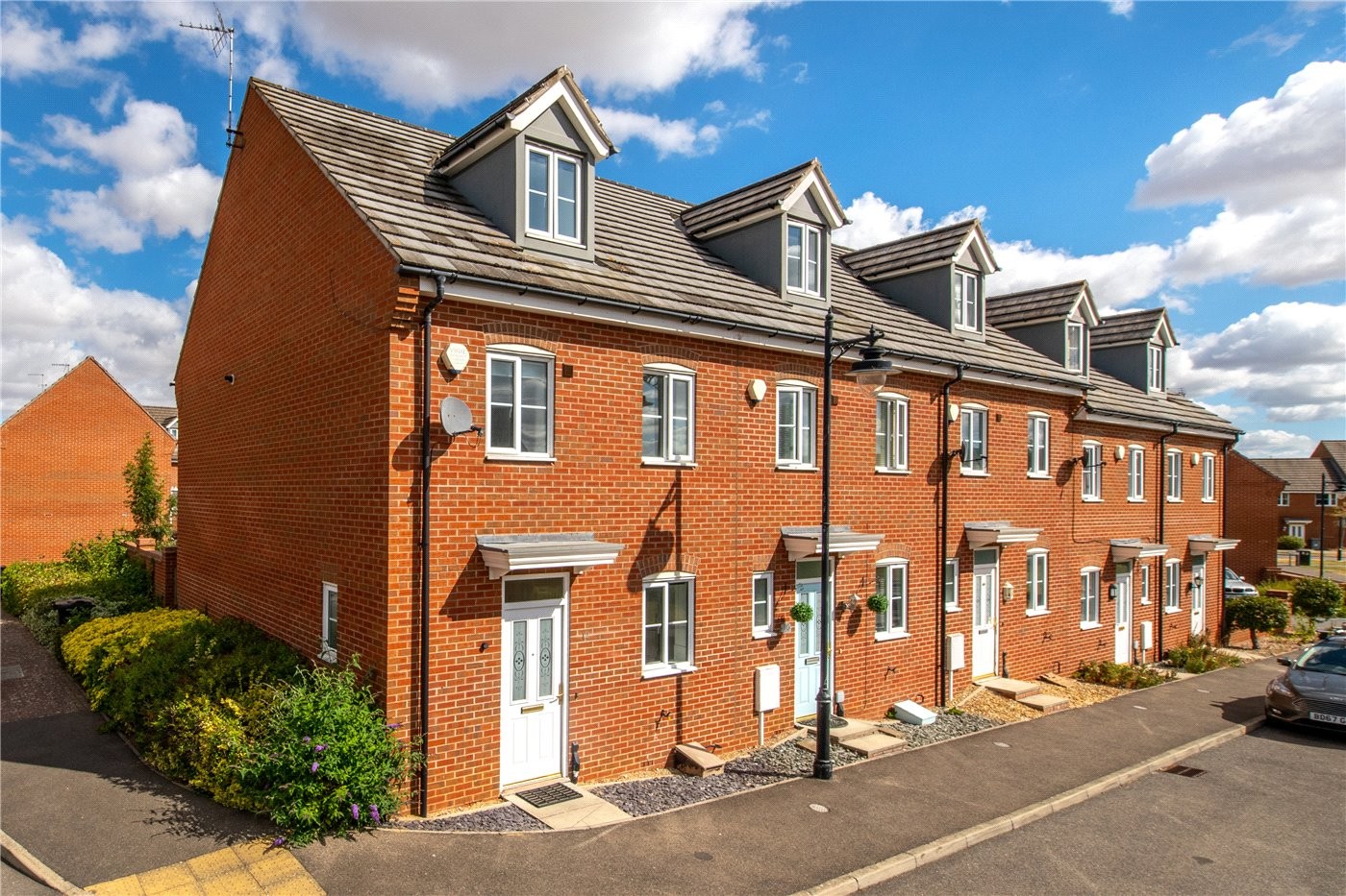 3 bedroom property for sale in Coltsfoot Drive, Bourne, Lincolnshire