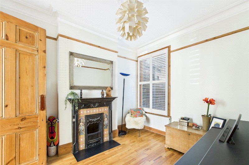 Amesbury Avenue, London, SW2