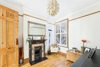 Amesbury Avenue, London, SW2