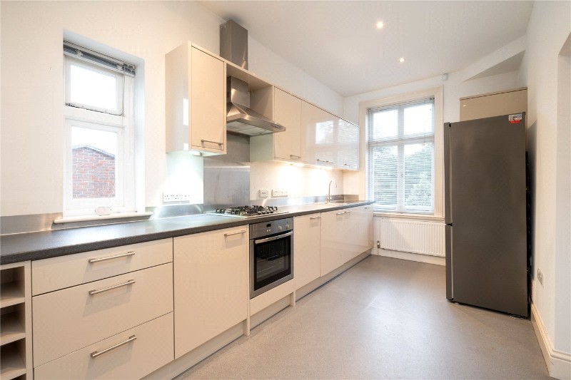Gwendolen Avenue, London, SW15