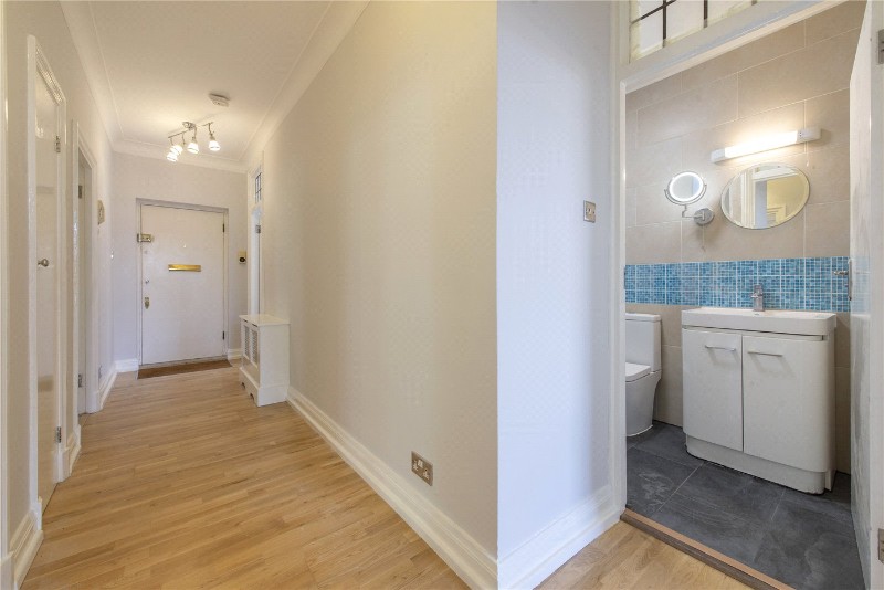 Eyre Court, Finchley Road, St John&#39;s Wood, London, NW8