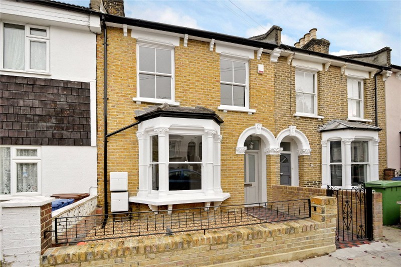 Henslowe Road, East Dulwich, London, SE22