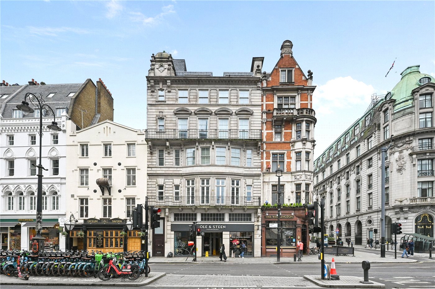 Strand, London, WC2R
