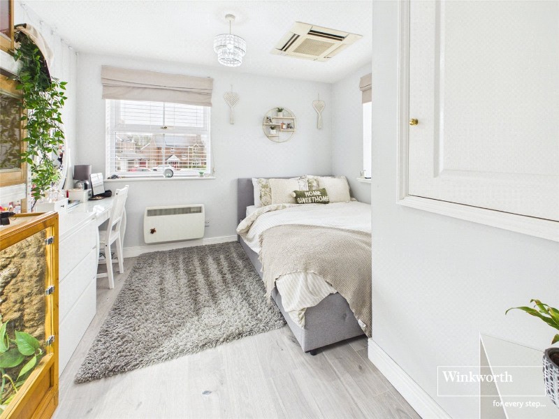 Broadmeadow End, Thatcham, Berkshire, RG18