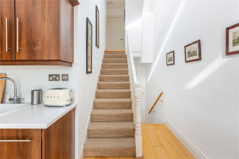 Gubyon Avenue, London, SE24