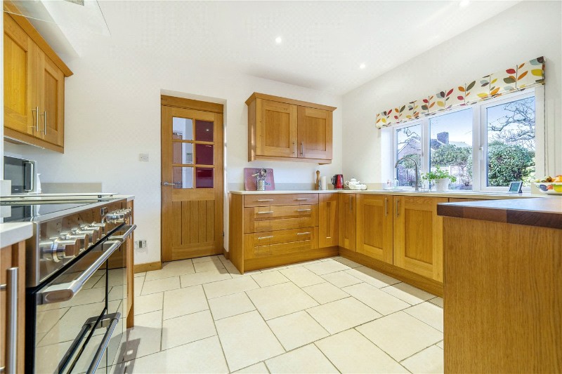 Old Kiln Close, Churt, Farnham, Surrey, GU10