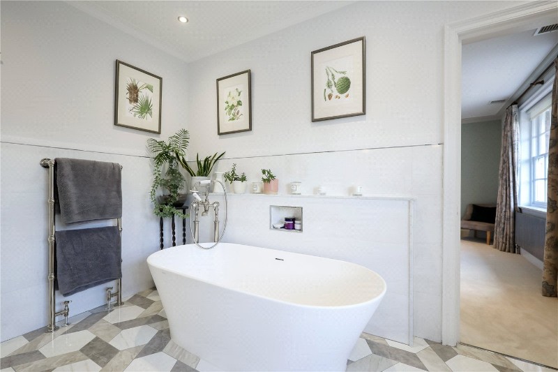Woodfield Road, London, United Kingdom, W5
