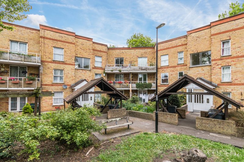 Robert Lowe Close, London, SE14