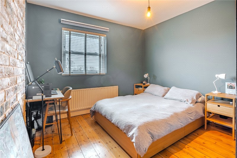 Gubyon Avenue, London, SE24