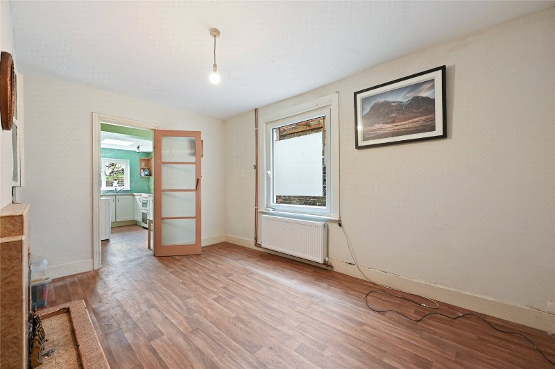 Bloemfontein Avenue, London, W12