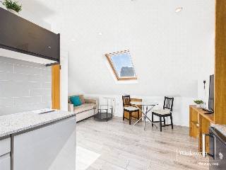 Vastern Road, Reading, Berkshire, RG1