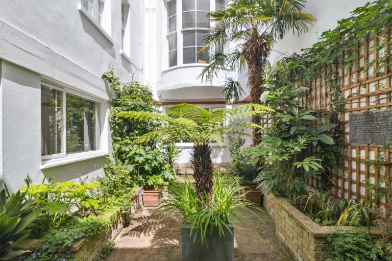 Westbourne Terrace, Bayswater, W2