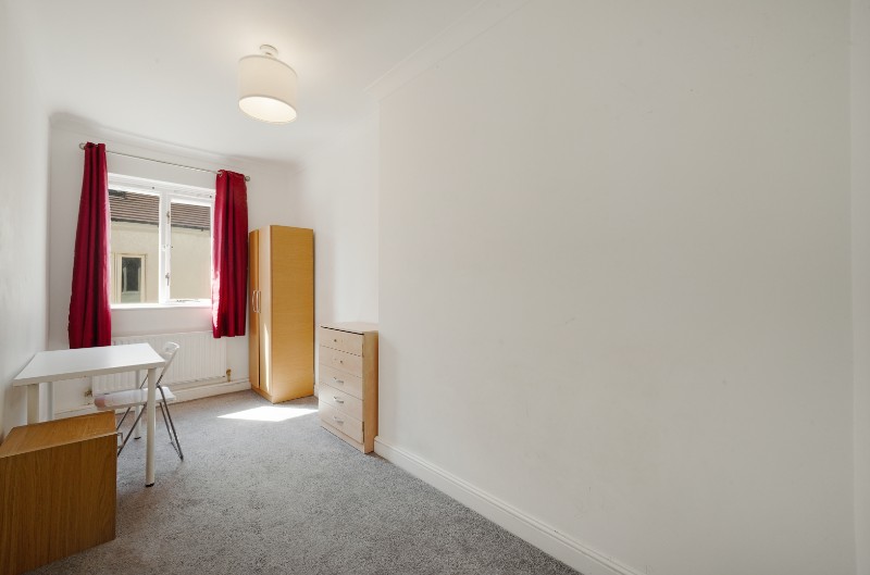 St. Quintin Avenue, London, United Kingdom, W10